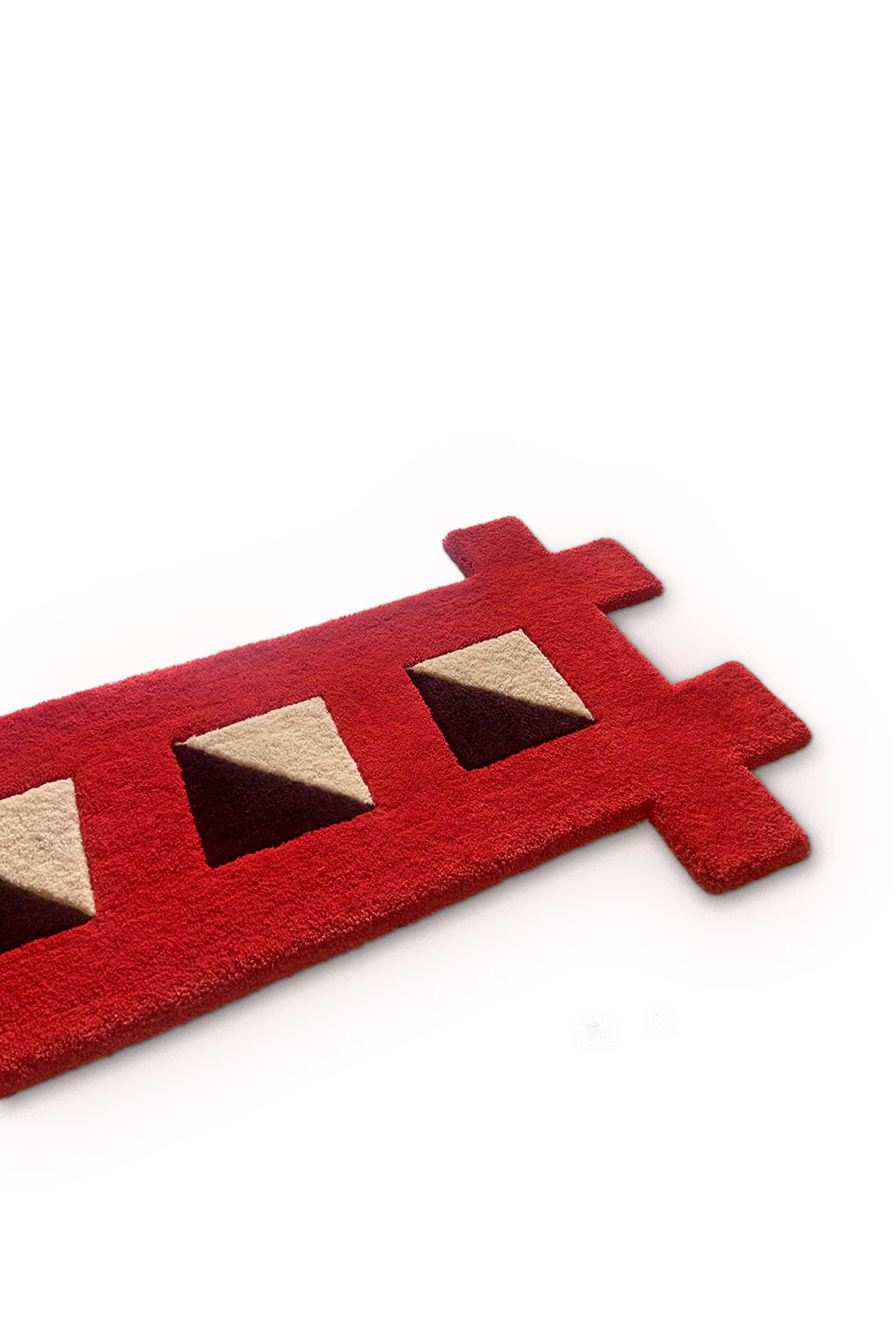 Tapis tufté géométrique F.02 dans un intérieur contemporain